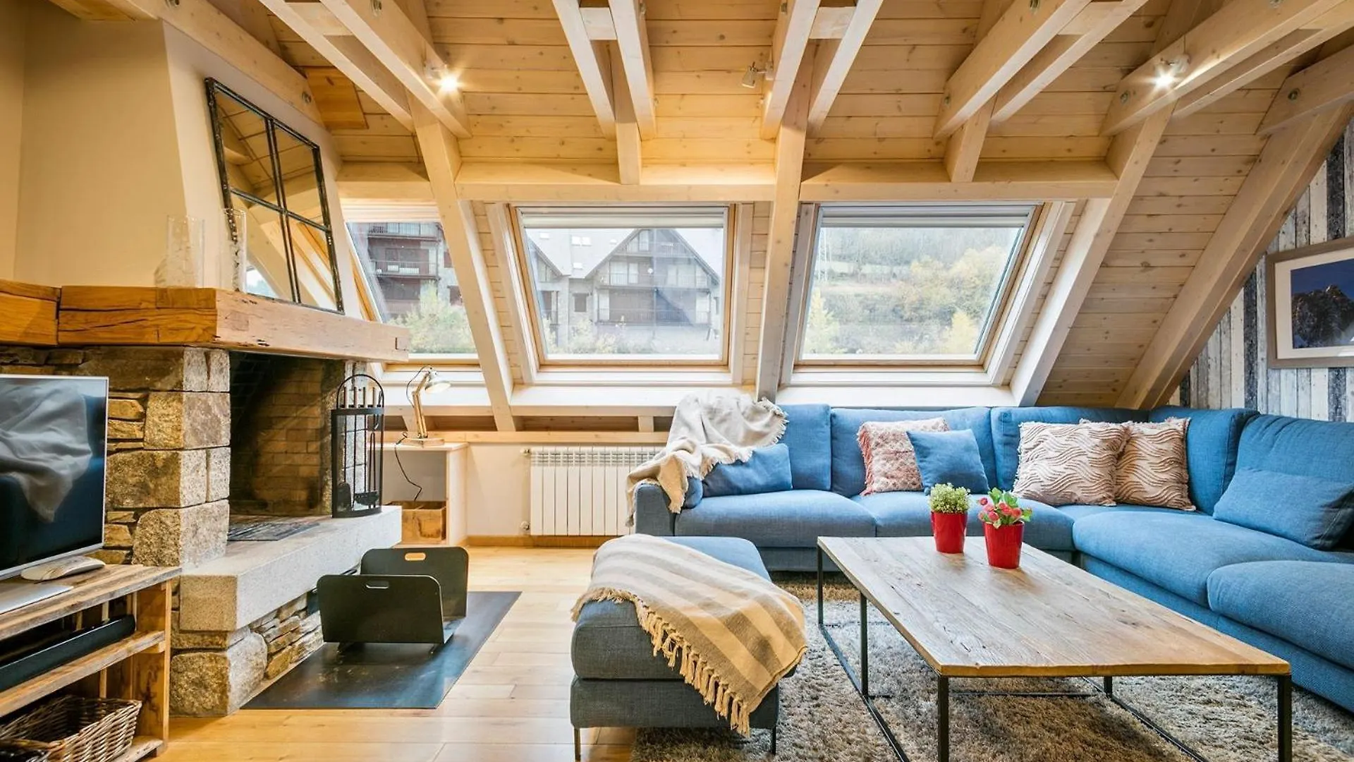 Luderna - Triplex Tuc Dera Salana Apartman Tredós